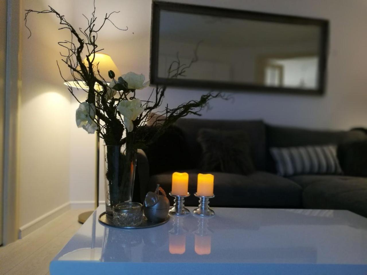 Metropole Apartments Invilla Old City Bucharest Luaran gambar