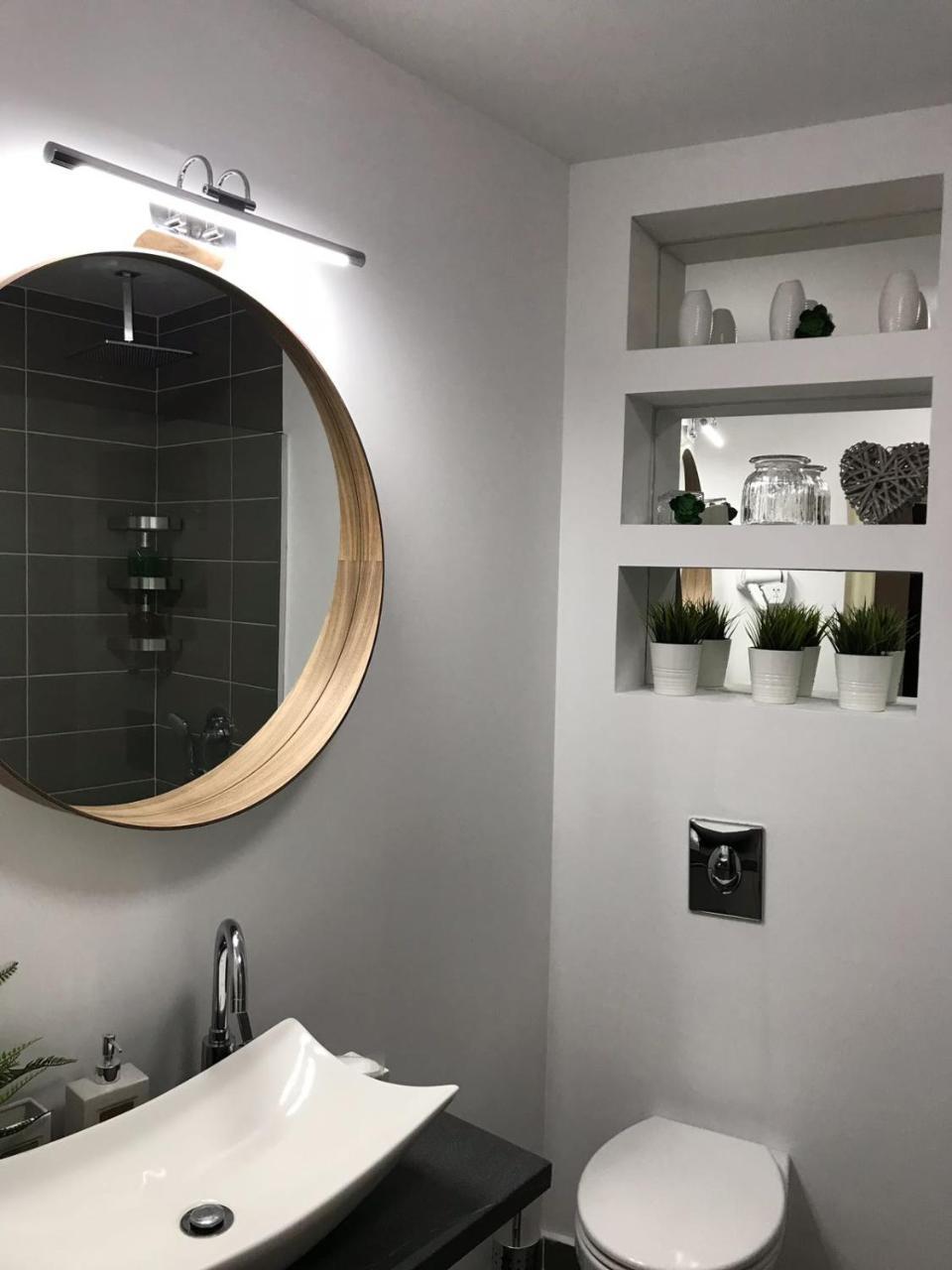 Metropole Apartments Invilla Old City Bucharest Luaran gambar